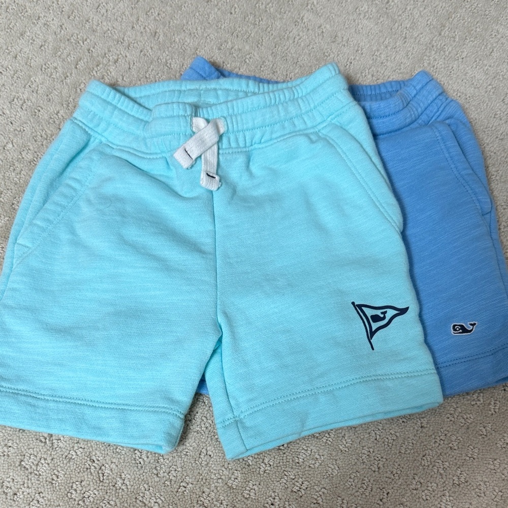 Vineyard Vines Light Blue & Blue Twin Whale Logo Kids Stretch Shorts